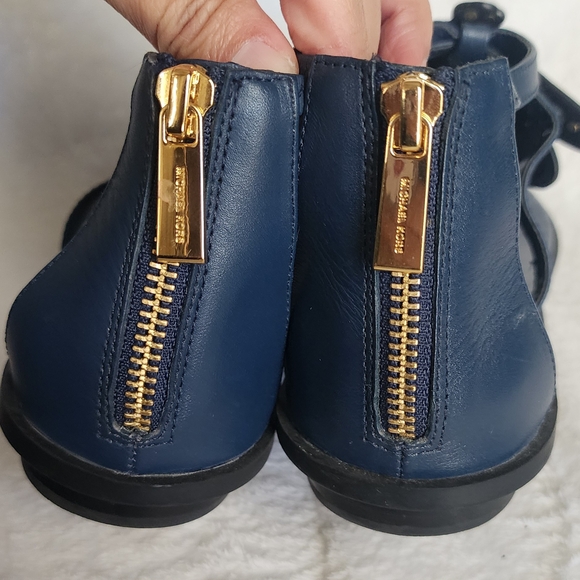 Michael Kors Dragonfly Sandals - Picture 4 of 9